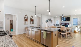 124 Axton Ln, Ashland, VA 23005