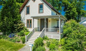 21 Elm St, Belfast, ME 04915