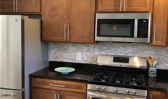 70 Mohawk St, Cumberland, RI 02864