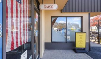 198 Front St, Lincoln, RI 02865