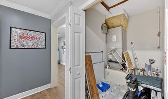 7 W MAIN St 12-14, Apopka, FL 32703