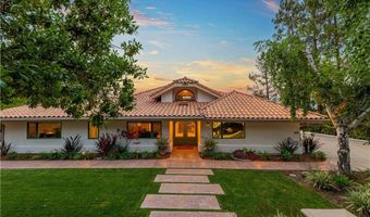 1525 Ramona Dr, Camarillo, CA 93010