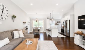 469 East Rd, Belford, NJ 07718