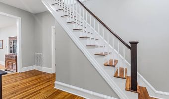 260 N Main St, Amherst, VA 24521