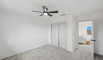 810 Omar Dr, Escondido, CA 92025