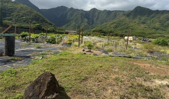53-720 Kamehameha Hwy 2A, Hauula, HI 96717