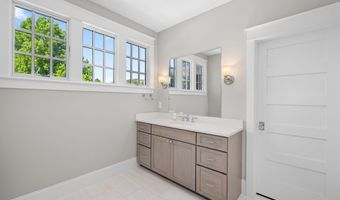 3403 JOHN MARSHALL Dr, Arlington, VA 22207