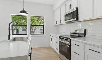 611 3rd St NW, Austin, MN 55912