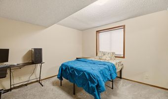 4109 N Danbury St, Bel Aire, KS 67220