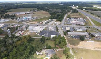 240 Whittle Cir, Ashburn, GA 31714