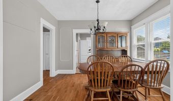 30 W Park Ave, Avenel, NJ 07001