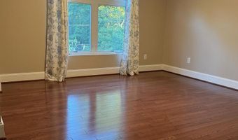 7702 TRAMMELL Rd, Annandale, VA 22003