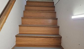 220 N Main St, Aberdeen, SD 57401