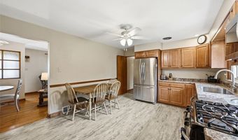 2207 Ridgevue Ave, Aliquippa, PA 15001