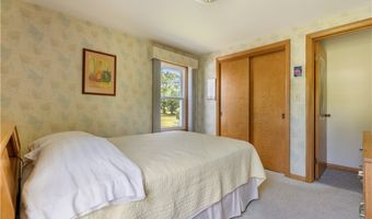 8463 Schubert Ave NE, Alliance, OH 44601