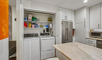 4920 SENTINEL Dr #3-305, Bethesda, MD 20816