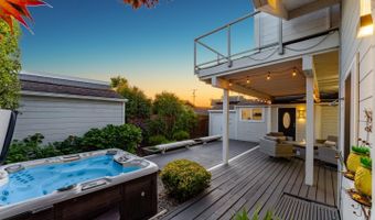 129 Santa Cruz Ave, Aptos, CA 95003