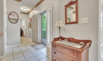 211 Emerald Meadows Dr, Arnolds Park, IA 51331