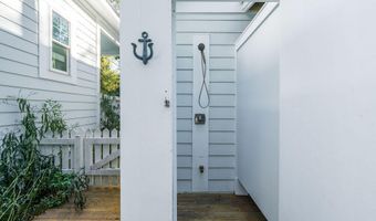 7 Red Bay Ct, Bald Head Island, NC 28461