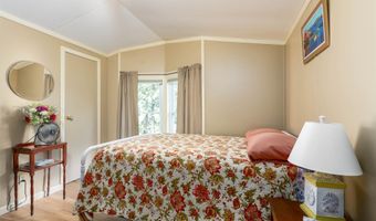 279 Hunter North Rd, Alburgh, VT 05440