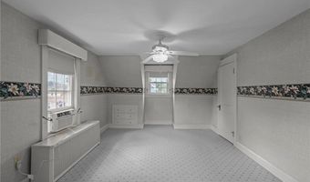 157 Schuyler Ave, East Providence, RI 02914