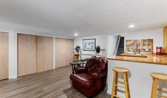 7578 BEACH Dr, Pasadena, MD 21122
