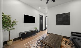 220 SE B St, Bentonville, AR 72712