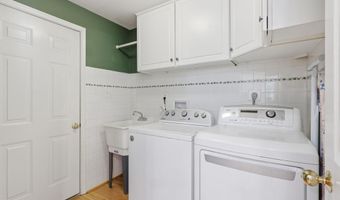 21495 TITHABLES Cir, Broadlands, VA 20148