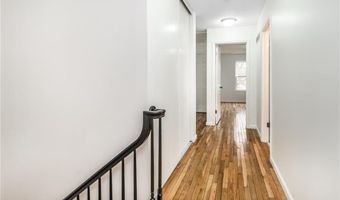 1369 Nykiel Ct, Ballwin, MO 63011