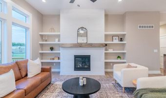 16729 Pinehurst Dr, Basehor, KS 66007