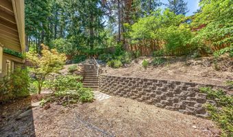 1037 Pinecrest Ter, Ashland, OR 97520