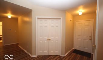 556 Hollowood Ln, Avon, IN 46123