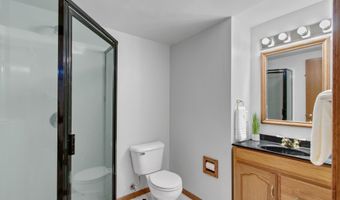 1210 Acewood Blvd, Madison, WI 53716
