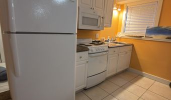 14 Wards Hill Rd, Baldwin, ME 04091