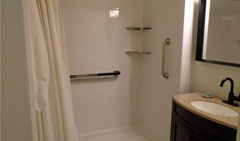 1011 Williamsburg Cir, Warwick, RI 02886
