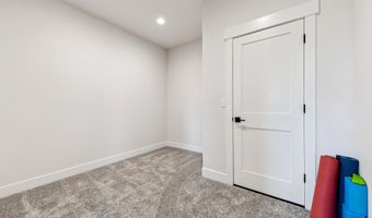 912 Holstein Ct, Gardnerville, NV 89460