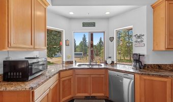10240 E Howard Rd, Athol, ID 83801