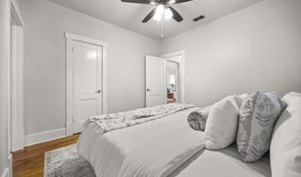 1900 PARK LAKE St, Orlando, FL 32803