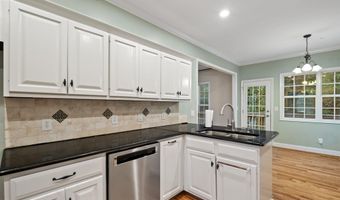 833 LILLIAN Ln, Anniston, AL 36207