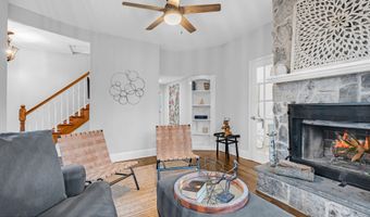 18 Middletown Ave, Atlantic Highlands, NJ 07716