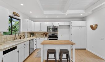530 Cathedral Dr, Aptos, CA 95003