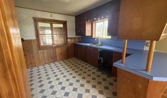 116 W 4th Ave, Clark Fork, ID 83811