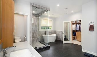 29302 Laro Dr, Agoura Hills, CA 91301