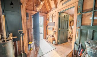 48 Old Searsport Ave, Belfast, ME 04915