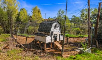 16770 Scout Ave, Anderson, CA 96007