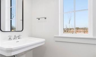 823 NW 14th St, Bentonville, AR 72712