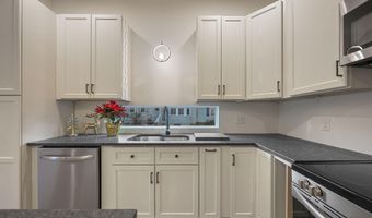 410 WEST St, Clayton, DE 19938