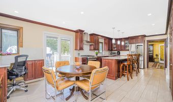 26 Altoona Ave, Staten Island, NY 10306