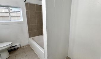 657 3rd St, Albany, NY 12206