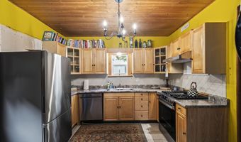 425 W Franklin St, Troy, OH 45373